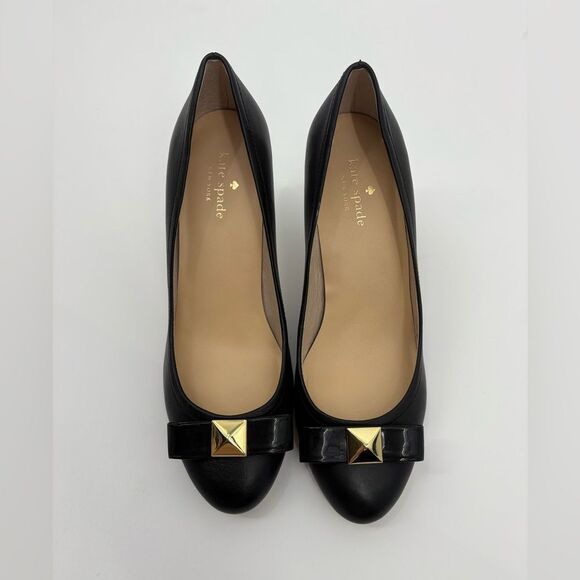 Kate spade | Black Leather Pumps with Gold Accent bow | 8.5 - Picture 2 of 7